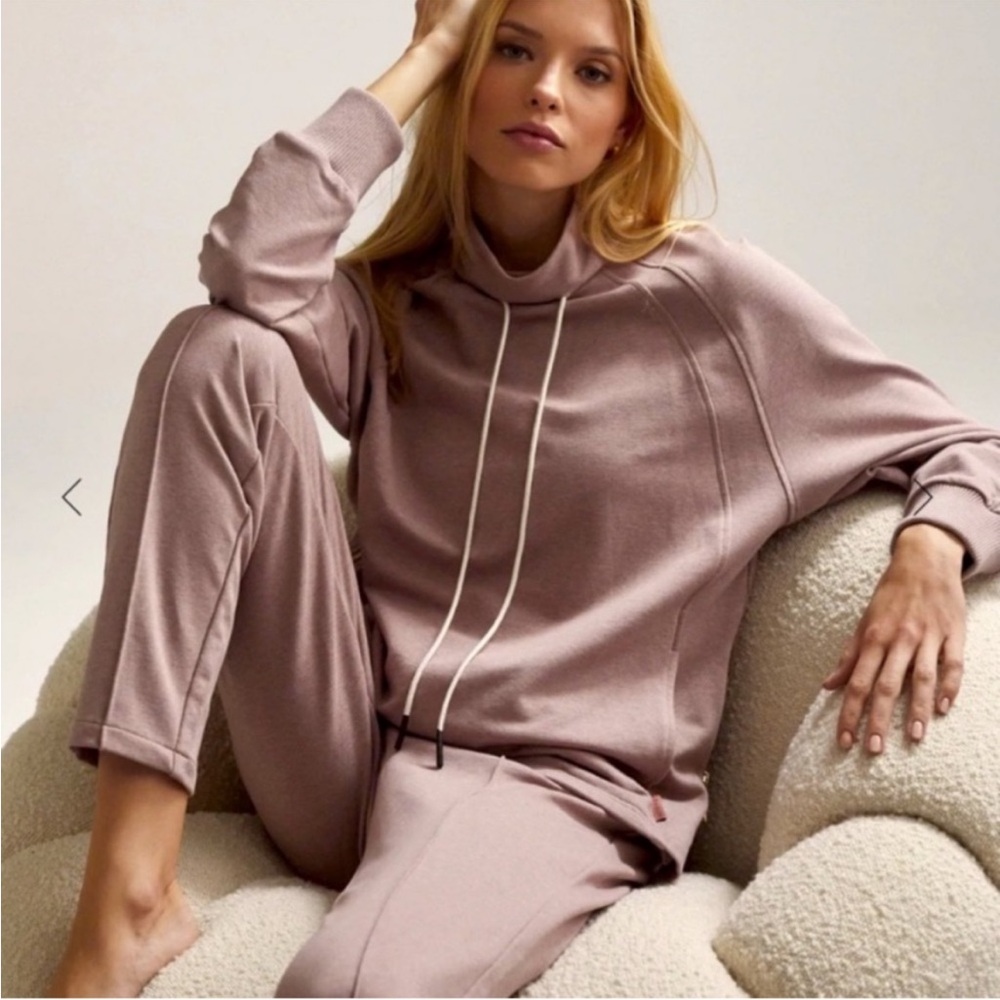 Varley Dusty Mauve Mock Neck Pullover Hoodie